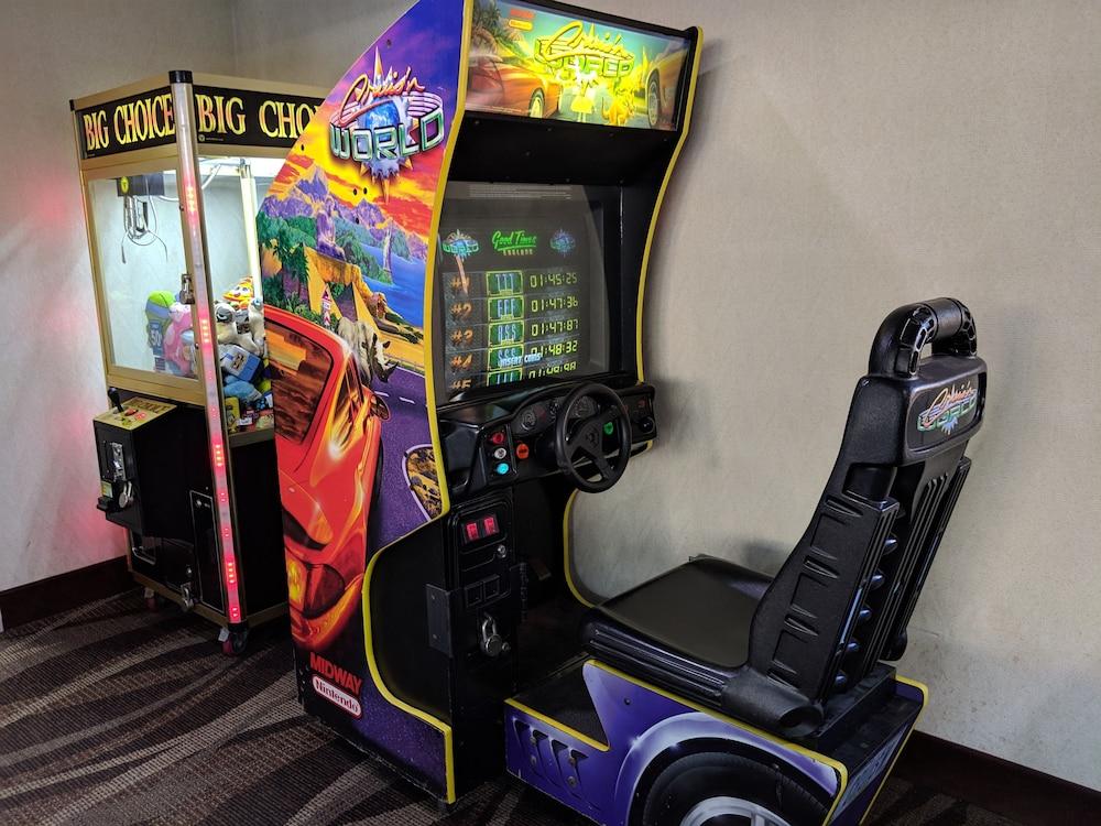 Cruis'n World Arcade Game Rental, NYC & CT